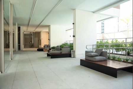 Apartamento à venda com 95m², 3 quartos e 2 vagasHall social