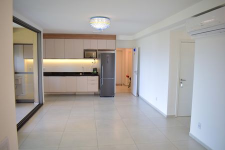 Apartamento para alugar com 110m², 2 quartos e 2 vagasSala