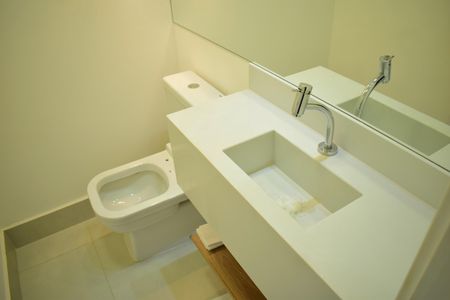Apartamento para alugar com 110m², 2 quartos e 2 vagasBanheiro 1