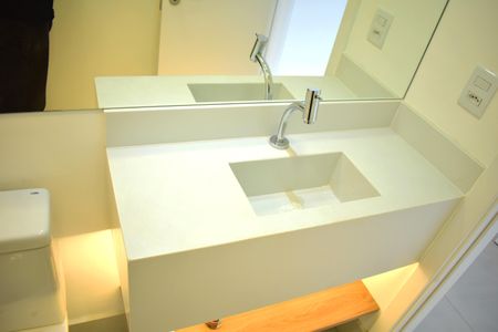 Apartamento para alugar com 110m², 2 quartos e 2 vagasBanheiro 1