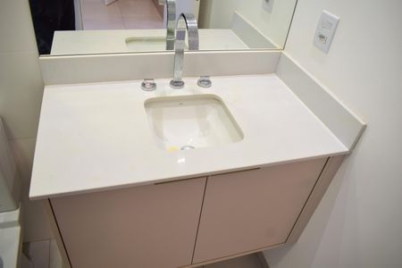 Apartamento para alugar com 110m², 2 quartos e 2 vagasBanheiro da Suíte 2