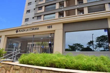 Apartamento para alugar com 110m², 2 quartos e 2 vagasFachada e portaria
