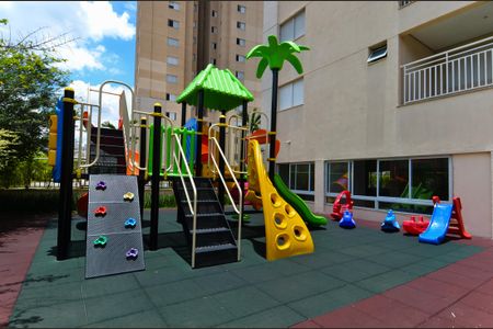 Apartamento para alugar com 92m², 2 quartos e 2 vagasÁrea comum - Playground