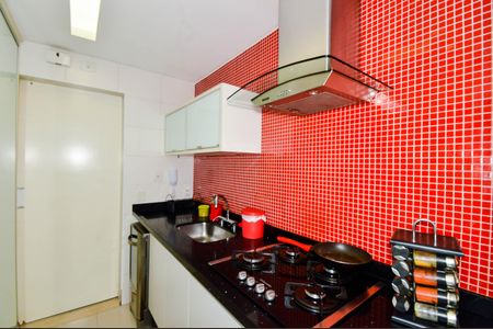 Apartamento para alugar com 92m², 2 quartos e 2 vagasCozinha