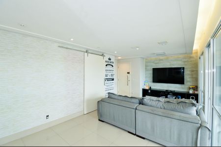 Apartamento para alugar com 92m², 2 quartos e 2 vagasSala