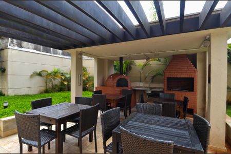 Apartamento para alugar com 92m², 2 quartos e 2 vagasÁrea comum - Churrasqueira