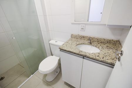 Banheiro de kitnet/studio para alugar com 1 quarto, 30m² em Catumbi, São Paulo