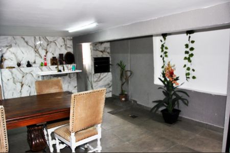 Casa à venda com 120m², 2 quartos e 1 vagaEspaço Gourmet