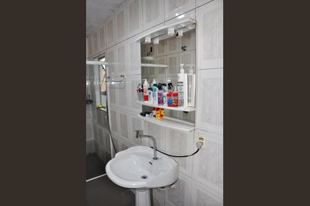 Casa à venda com 120m², 2 quartos e 1 vagaDetalhe - Banheiro Social