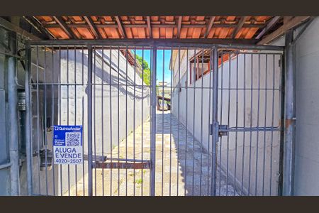 Casa à venda com 146m², 4 quartos e 1 vagaFachada com placa