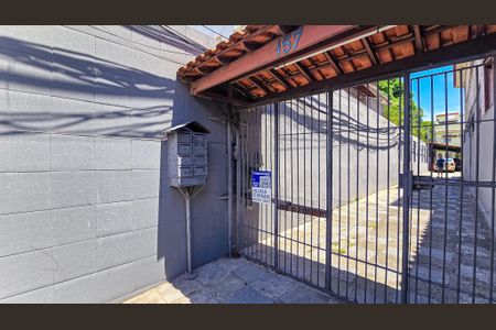 Casa à venda com 146m², 4 quartos e 1 vagaFachada com placa