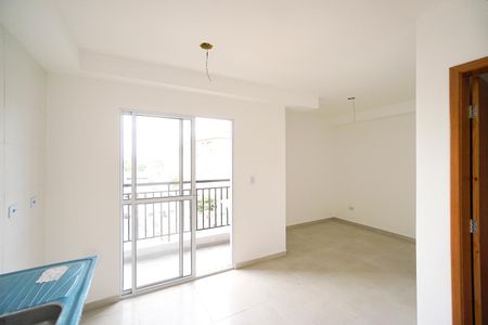 Sala e cozinha de apartamento à venda com 1 quarto, 30m² em Vila Carrão, São Paulo