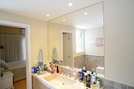 Casa de condomínio à venda com 543m², 6 quartos e 3 vagasBanheiro Suíte Principal