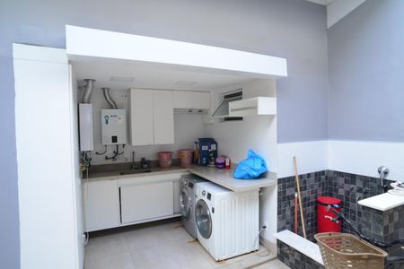 Casa de condomínio à venda com 543m², 6 quartos e 3 vagasÁrea de Serviço