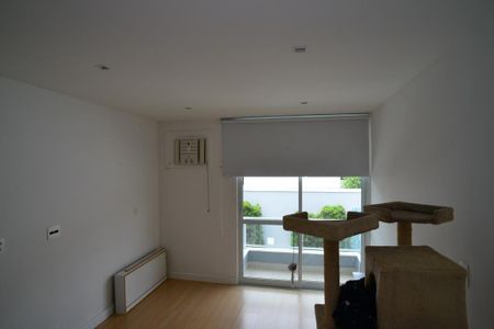 Casa de condomínio à venda com 543m², 6 quartos e 3 vagasQuarto 1