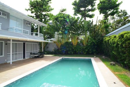 Casa de condomínio à venda com 543m², 6 quartos e 3 vagasPiscina
