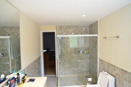 Casa de condomínio à venda com 543m², 6 quartos e 3 vagasBanheiro Suíte Principal