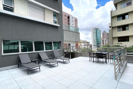 Apartamento à venda com 162m², 4 quartos e 3 vagasÁrea comum - Piscina