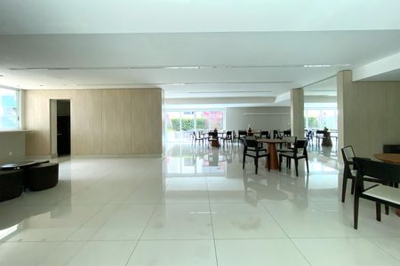 Apartamento à venda com 162m², 4 quartos e 3 vagasÁrea comum - Salão de festas