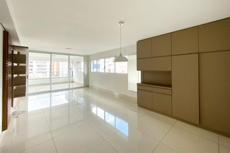 Apartamento à venda com 162m², 4 quartos e 3 vagasSala