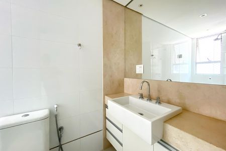 Apartamento à venda com 162m², 4 quartos e 3 vagasBanheiro da Suíte 3