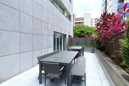 Apartamento à venda com 162m², 4 quartos e 3 vagasÁrea comum - Varanda do Salão de Festas