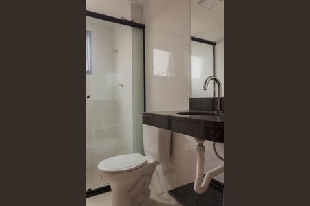 Banheiro de apartamento para alugar com 1 quarto, 44m² em Vila Alvinopolis, São Bernardo do Campo
