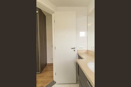 Apartamento para alugar com 70m², 2 quartos e 2 vagasBanheiro da Suíte