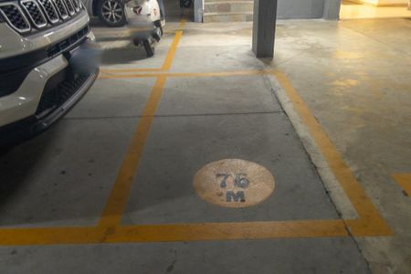 Apartamento para alugar com 70m², 2 quartos e 2 vagasGaragem de Moto