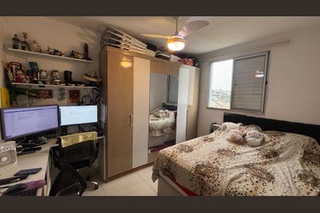 Apartamento à venda com 55m², 2 quartos e 2 vagasQuarto 2