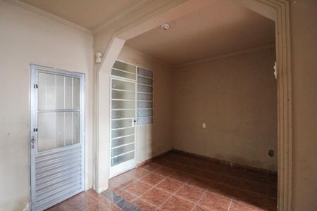 Casa à venda com 50m², 2 quartos e sem vaga Casa à venda com 50m², 2 quartos e sem vagaSala 1