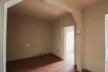 Sala 1 de casa para alugar com 2 quartos, 50m² em São João Batista, Belo Horizonte