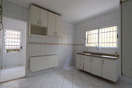 Casa à venda com 120m², 3 quartos e 2 vagasCozinha