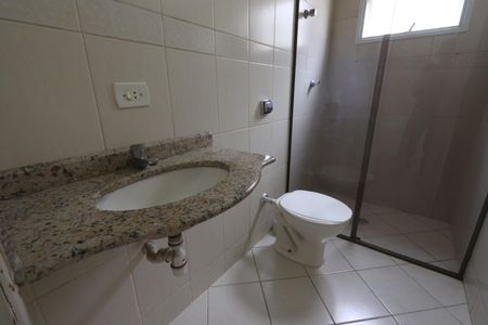Casa à venda com 120m², 3 quartos e 2 vagasBanheiro Social