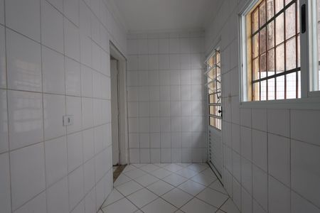 Casa à venda com 120m², 3 quartos e 2 vagasLavanderia