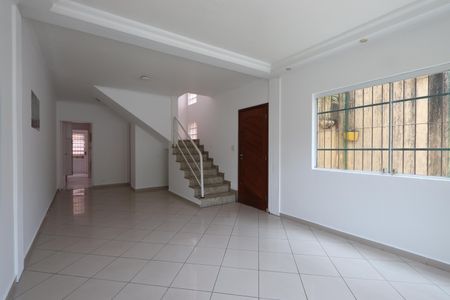 Sala de casa à venda com 3 quartos, 120m² em Vila Zelina, São Paulo