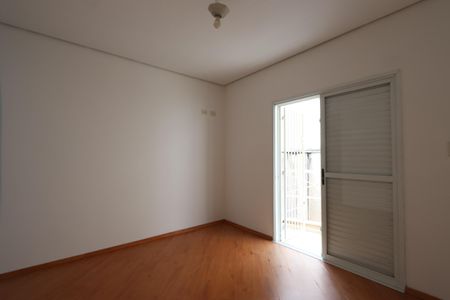 Casa à venda com 120m², 3 quartos e 2 vagasSuíte