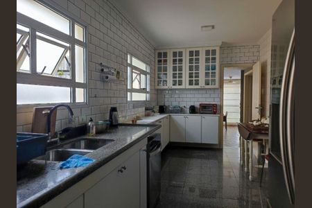 Apartamento à venda com 245m², 4 quartos e sem vaga