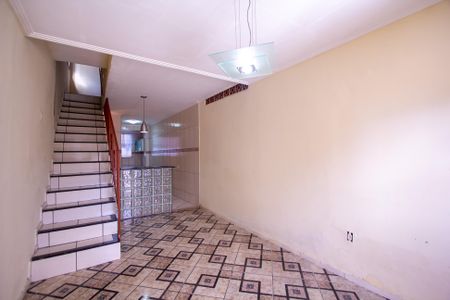 Sala de casa para alugar com 2 quartos, 80m² em Porto Novo, São Gonçalo