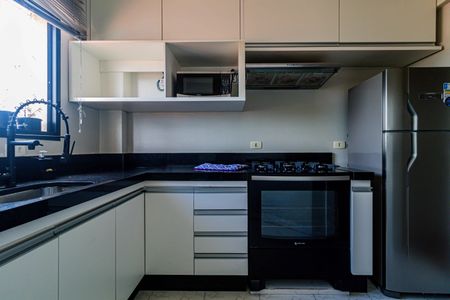 Apartamento para alugar com 124m², 2 quartos e 2 vagasCozinha