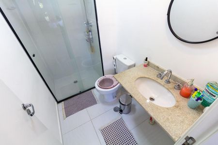 Banheiro de kitnet/studio para alugar com 1 quarto, 24m² em Tatuapé, São Paulo