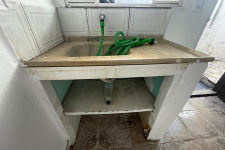 Casa para alugar com 1 quarto, 12m² em Vila Nova Cachoeirinha, São Paulo