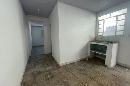Casa para alugar com 1 quarto, 12m² em Vila Nova Cachoeirinha, São Paulo