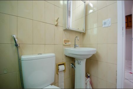 Apartamento para alugar com 61m², 2 quartos e 1 vaga Apartamento para alugar com 61m², 2 quartos e 1 vagaBanheiro