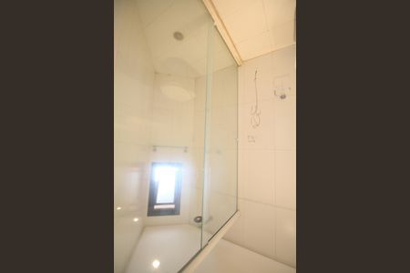 Apartamento para alugar com 150m², 3 quartos e 3 vagasBanheiro Suíte 1