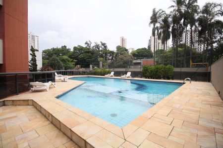 Apartamento para alugar com 150m², 3 quartos e 3 vagasÁrea comum - Piscina