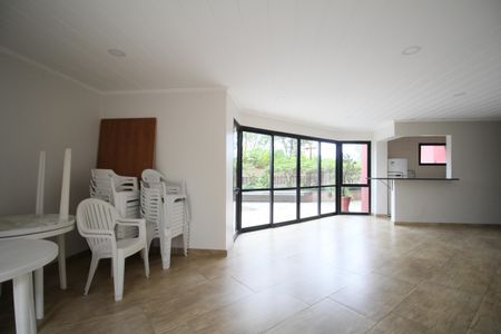 Apartamento para alugar com 150m², 3 quartos e 3 vagasÁrea comum - Salão de festas
