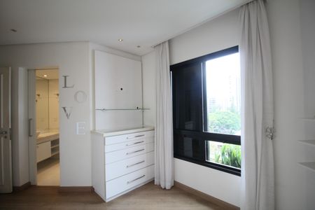 Apartamento para alugar com 150m², 3 quartos e 3 vagasSuíte 1