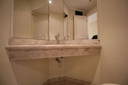 Apartamento para alugar com 150m², 3 quartos e 3 vagasLavabo