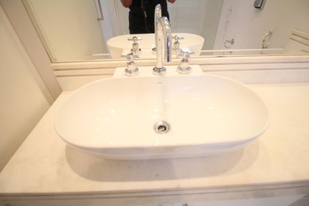 Apartamento para alugar com 150m², 3 quartos e 3 vagasBanheiro Suíte 1